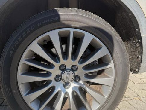 Used 2015 Lincoln MKC AWD w/ Equipment Group 102A Reserve image 2