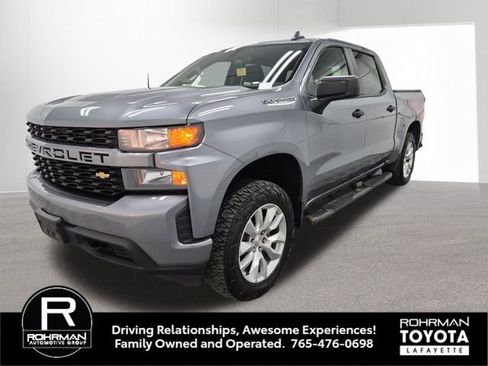 Used 2021 Chevrolet Silverado 1500 Custom image 2