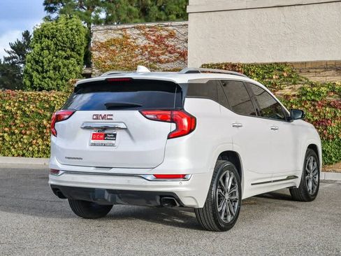 Used 2020 GMC Terrain Denali w/ Denali Premium Package image 6