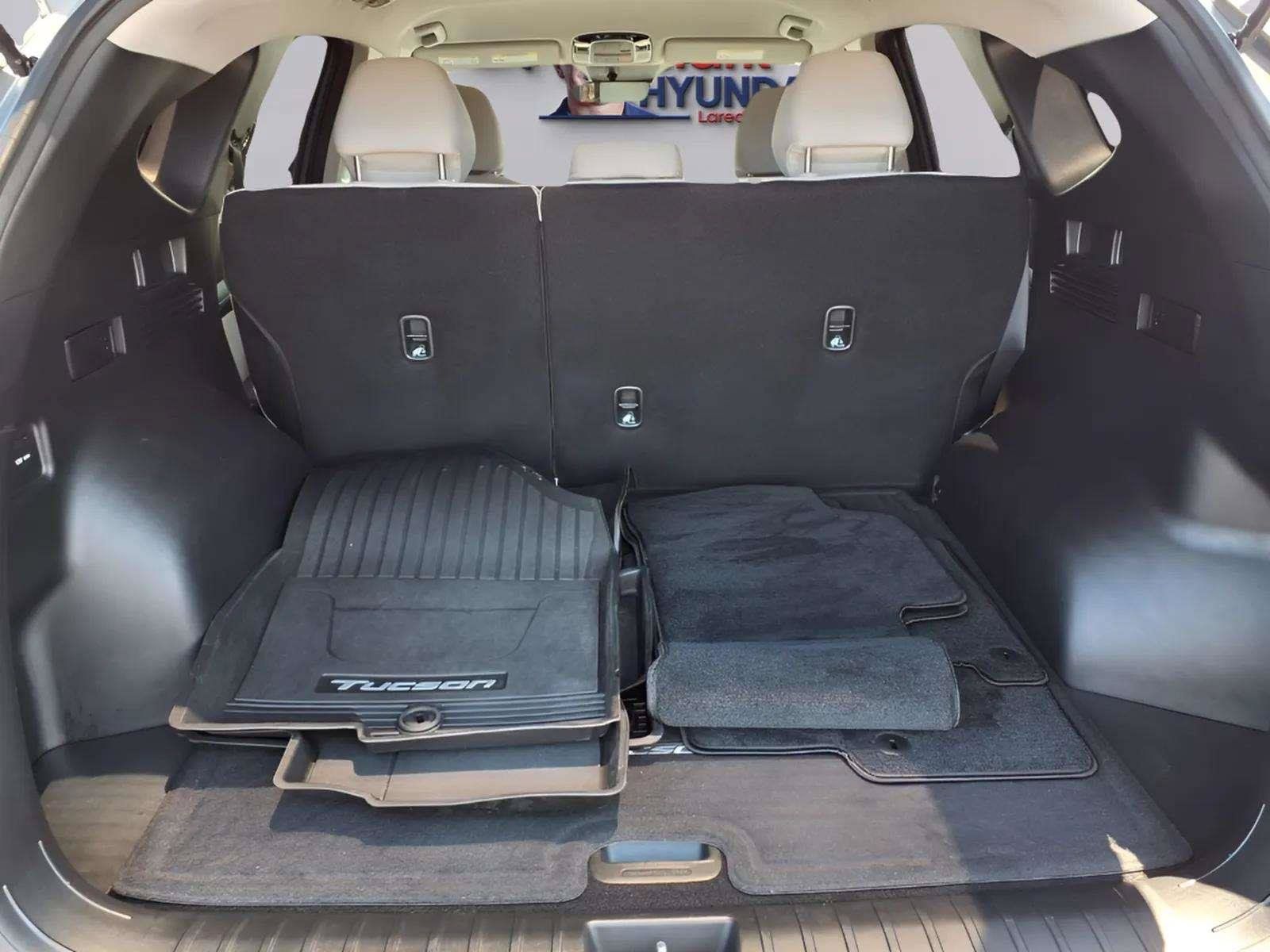 Certified 2025 Hyundai Tucson SE FWD image 19