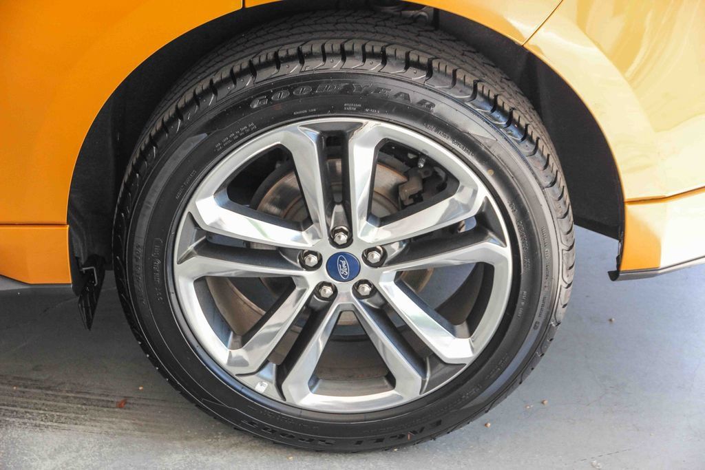 Used 2015 Ford Edge Sport AWD/4WD image 12