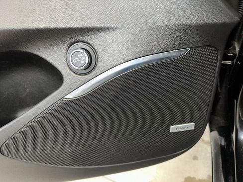 Certified 2023 Buick Enclave Avenir w/ Avenir Technology Package image 7