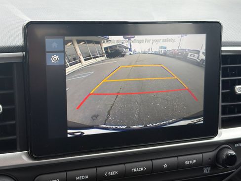 Used 2026 Hyundai Venue SEL FWD image 21