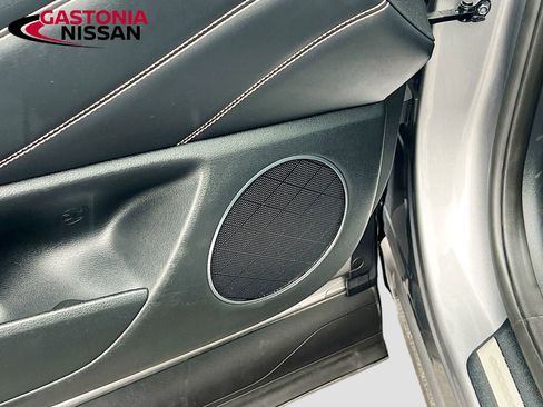 Used 2024 Genesis GV80 2.5T image 25