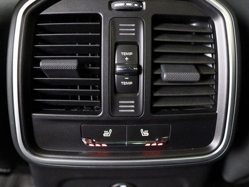 New 2026 Porsche Macan S image 36