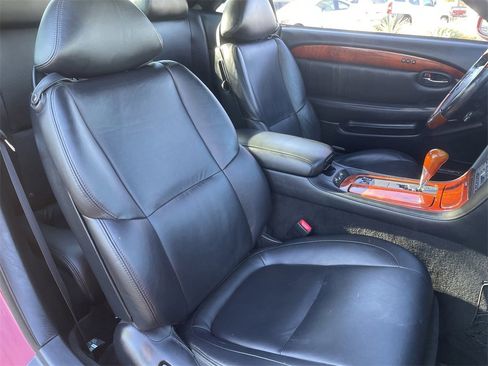 Used 2006 Lexus SC 430 Convertible image 11