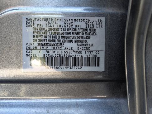 Used 2021 Nissan Sentra SV w/ SV Premium Package FWD image 33