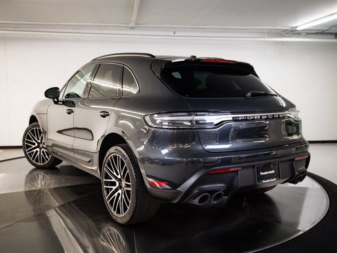 Certified 2026 Porsche Macan AWD/4WD image 3