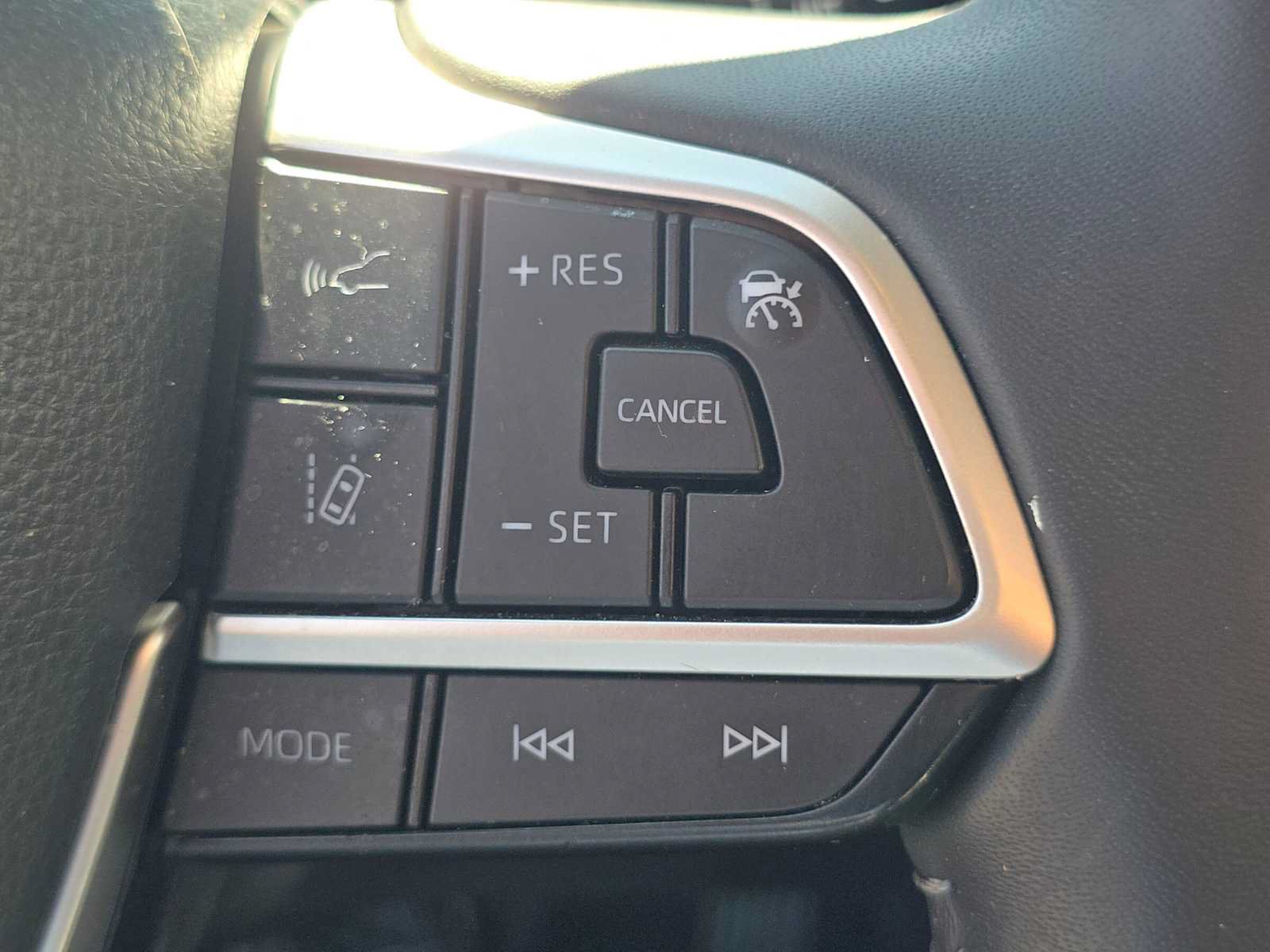 Certified 2026 Toyota Highlander XLE AWD/4WD image 31