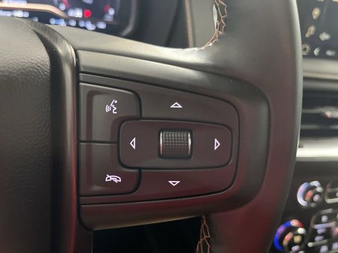 Used 2024 GMC Yukon AT4 w/ AT4 Premium Package AWD/4WD image 24