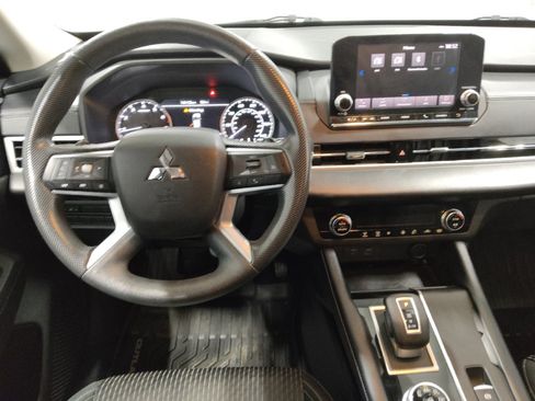 Used 2022 Mitsubishi Outlander ES AWD/4WD image 22