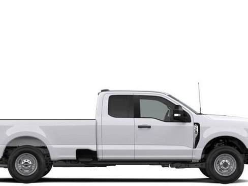 New 2026 Ford F250 XL w/ XL Chrome Package RWD image 28