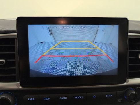 Used 2020 Hyundai Venue SEL FWD image 27