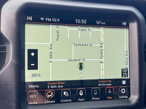 Used 2020 Jeep Wrangler Unlimited Sahara AWD/4WD image 18