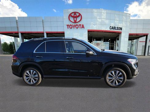 Used 2020 Mercedes-Benz GLE 350 4MATIC image 4
