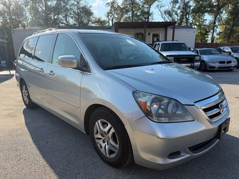 Used 2005 Honda Odyssey EX-L image 3
