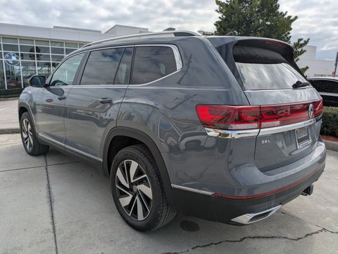 New 2026 Volkswagen Atlas SEL image 6