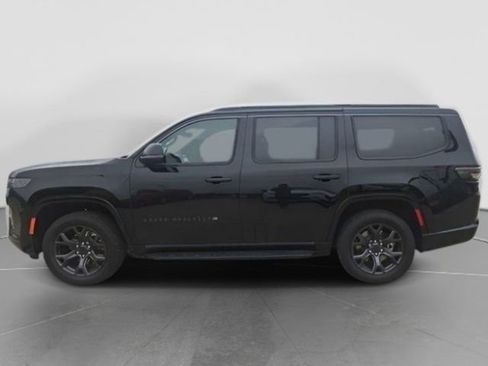 New 2026 Jeep Grand Wagoneer Limited AWD/4WD image 9