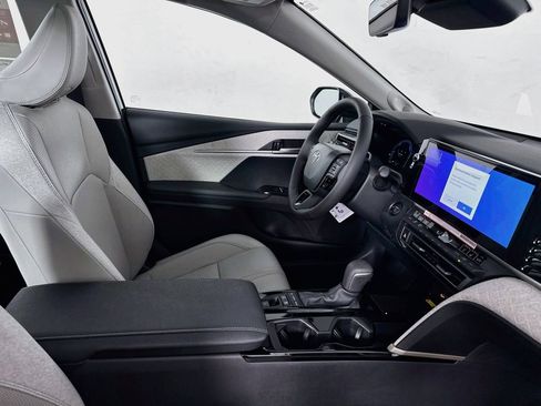 New 2026 Toyota Camry XLE AWD/4WD image 33