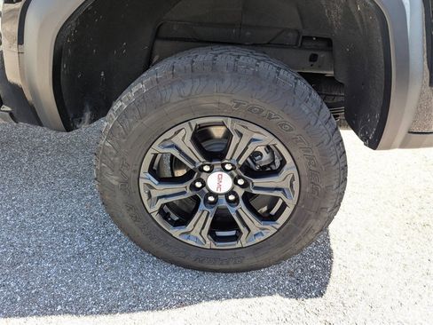 Used 2024 GMC Canyon Elevation w/ Convenience Package image 15