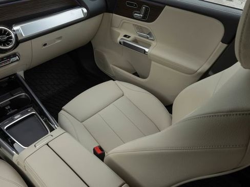 New 2026 Mercedes-Benz GLB 250 4MATIC image 26