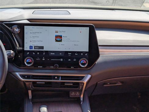 Used 2024 Lexus RX 350 Premium w/ Convenience Package AWD/4WD image 18