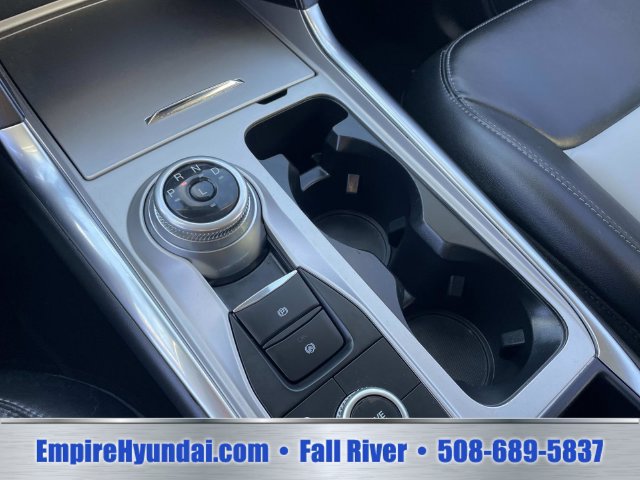 Used 2023 Ford Explorer XLT w/ Equipment Group 202A AWD/4WD image 26