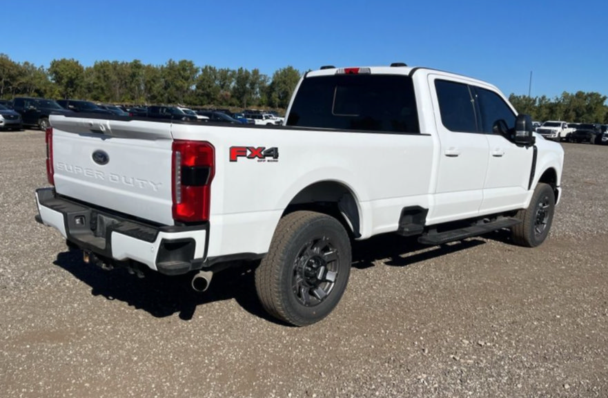Used 2024 Ford F250 XLT w/ XLT Premium Package AWD/4WD image 5