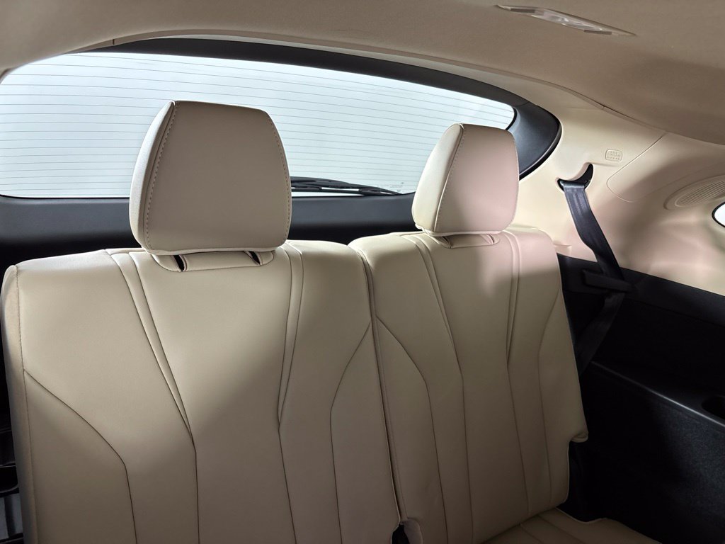 Certified 2026 Acura MDX w/ Technology Package FWD image 22