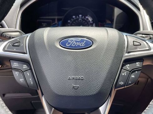 Certified 2018 Ford Edge SEL w/ Equipment Group 201A AWD/4WD image 20