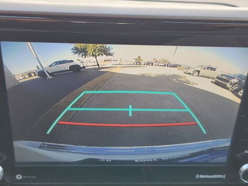 Used 2020 Toyota Highlander L w/ Protection Package #3 image 17