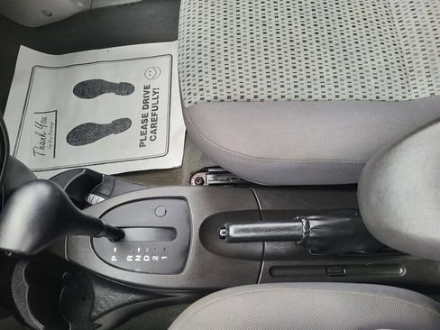 Used 2007 Ford Focus SE image 17