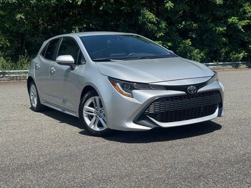 Used 2019 Toyota Corolla SE FWD image 1