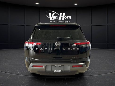 New 2026 Nissan Pathfinder SL AWD/4WD image 6