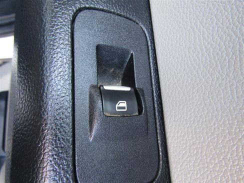 Used 2017 Ford F250 XL w/ Power Equipment Group image 35