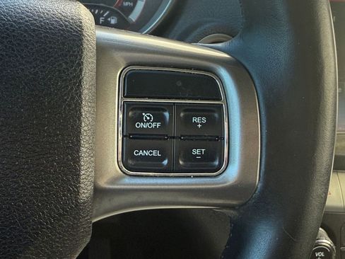 Used 2018 Dodge Journey Crossroad image 25