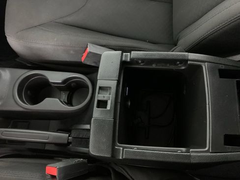 Used 2017 Jeep Wrangler Unlimited Sport w/ Connectivity Group image 26