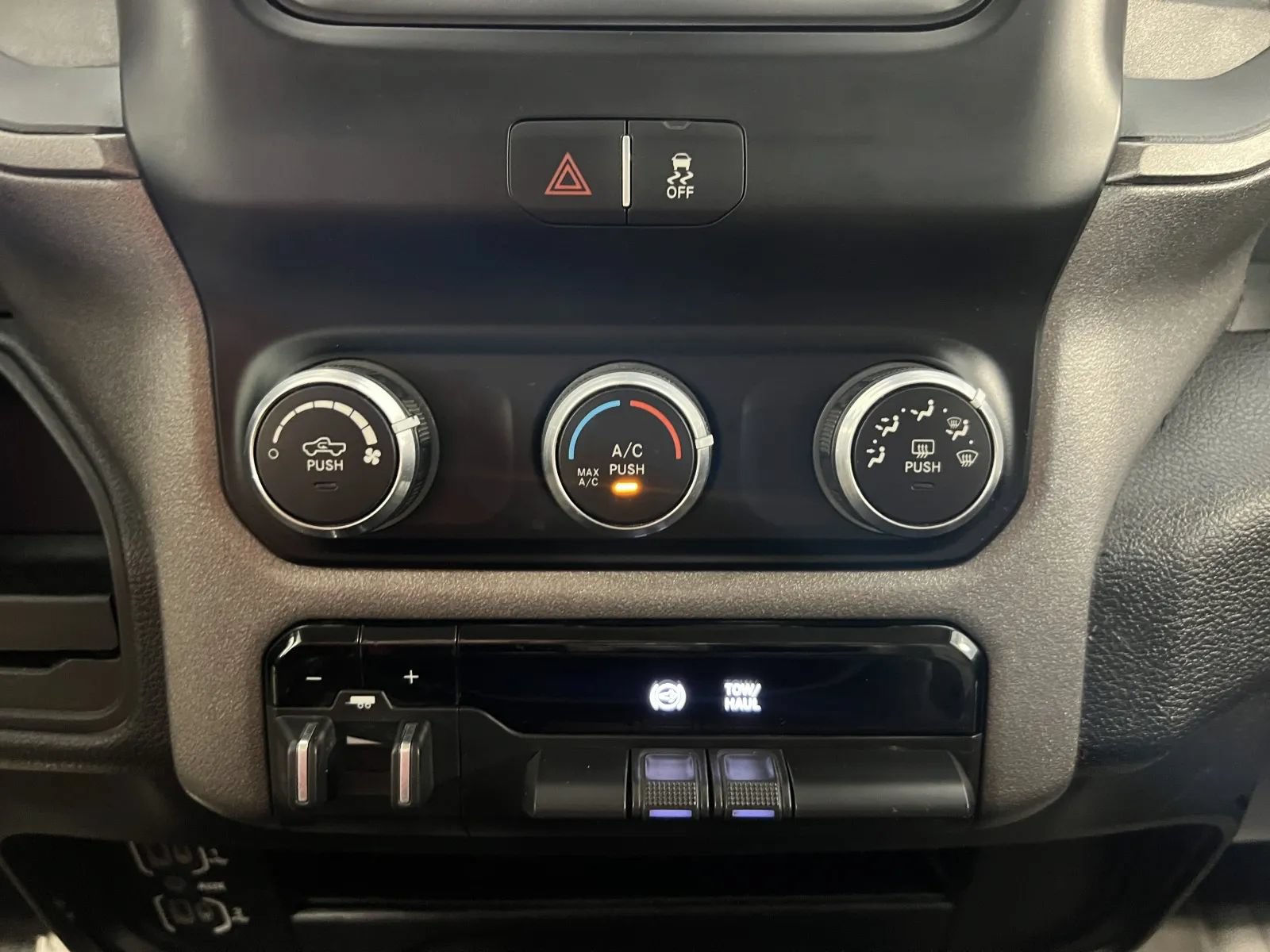 Used 2020 RAM 2500 Tradesman AWD/4WD image 20