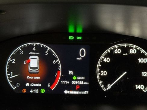 Used 2025 Honda HR-V Sport image 12