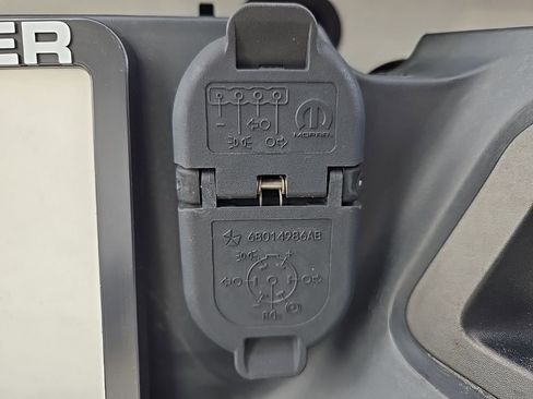 Used 2018 RAM 2500 Big Horn w/ Harvest Edition image 53