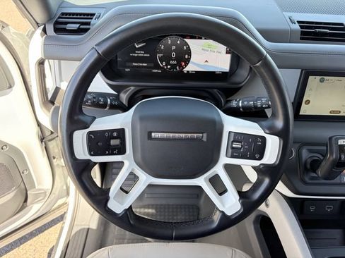 Used 2024 Land Rover Defender 90 S AWD/4WD image 10