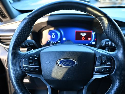 Used 2020 Ford Explorer ST image 15