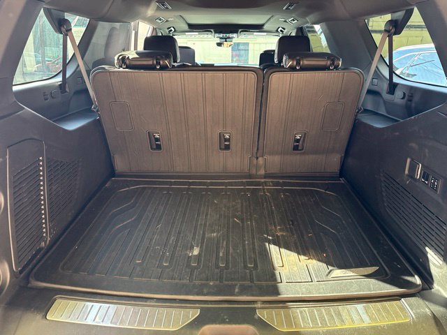 Used 2026 GMC Yukon XL AT4 Ultimate AWD/4WD image 13