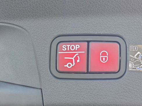 New 2026 Mercedes-Benz GLE 63 AMG S image 13