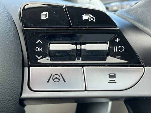 Certified 2024 Hyundai Tucson Limited FWD image 26