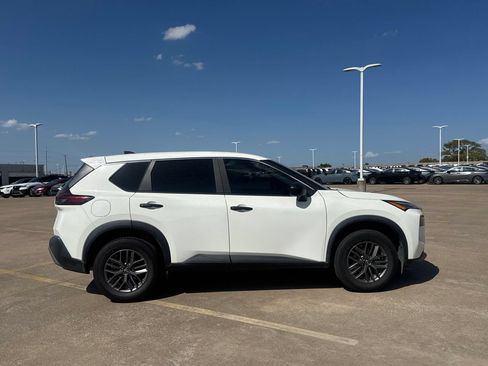 Certified 2023 Nissan Rogue S FWD image 29
