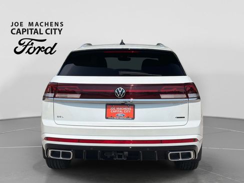 Used 2026 Volkswagen Atlas Cross Sport SEL Premium R-Line AWD/4WD image 6