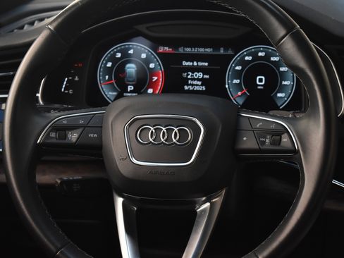 Used 2021 Audi Q8 Premium Plus w/ Premium Plus Package image 33