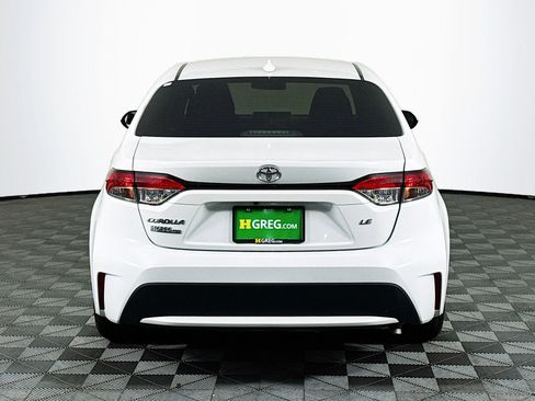 Used 2021 Toyota Corolla LE image 8