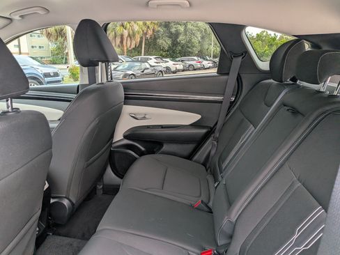 Used 2023 Hyundai Tucson SEL FWD image 15